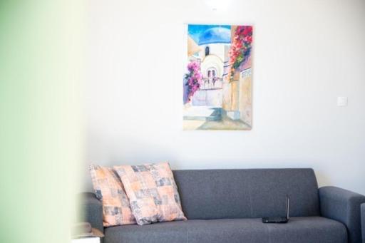 Lavish & Spacious Apt With Stunning Seaview, 10 Min Ath Airport Луца Экстерьер фото